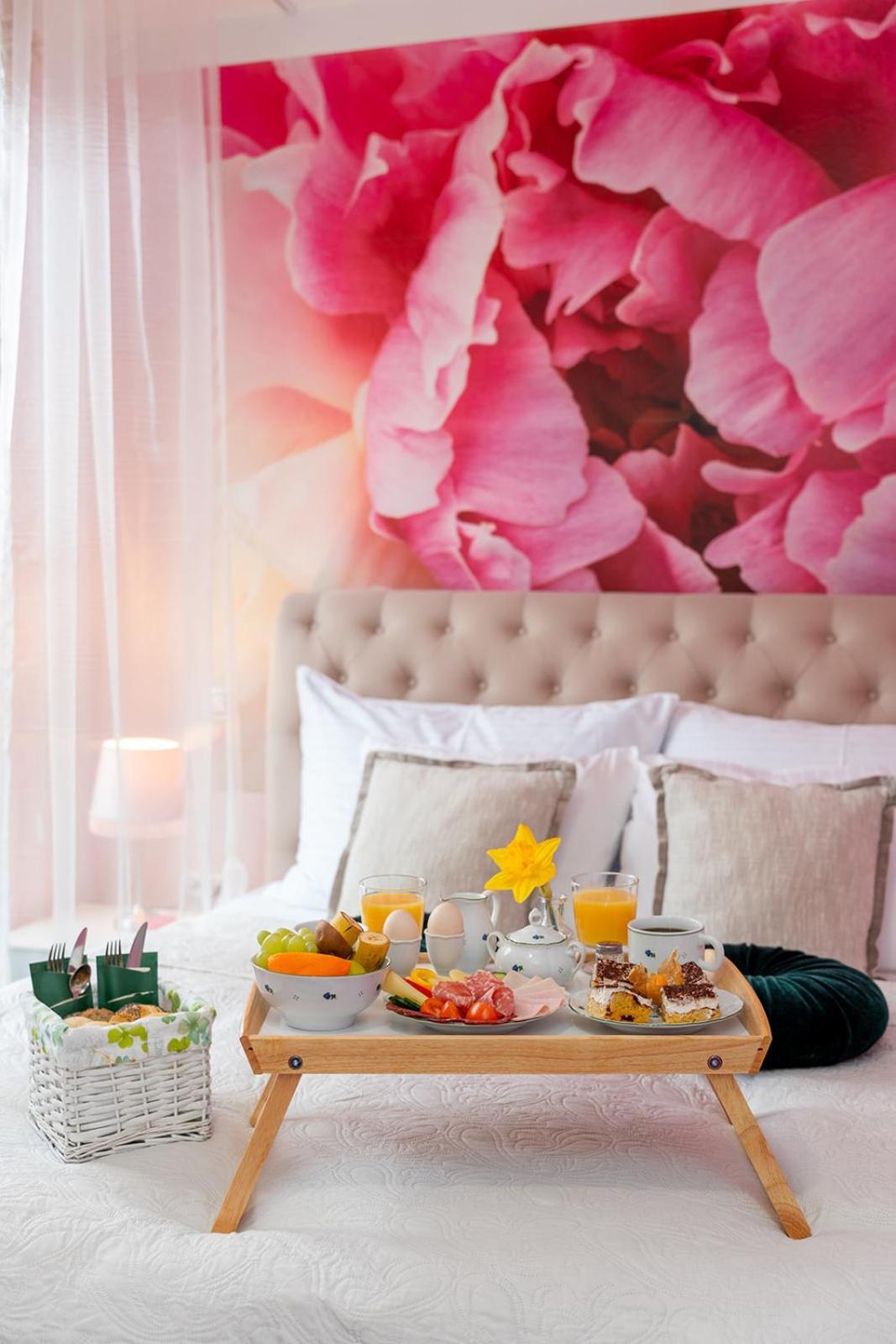 Třeboň Design Hotel Romantick מראה חיצוני תמונה