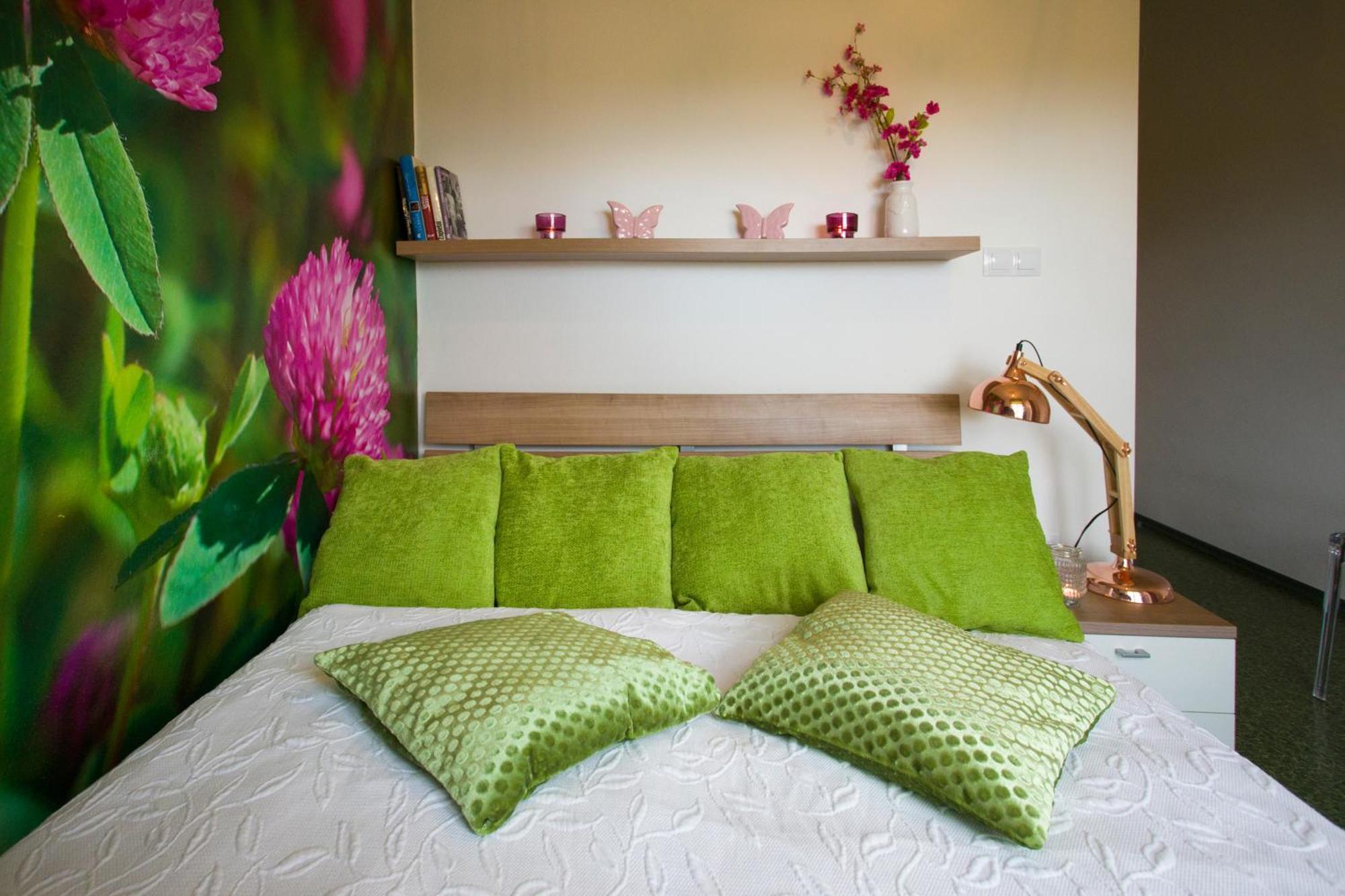 Třeboň Design Hotel Romantick מראה חיצוני תמונה